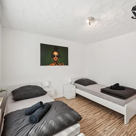 Monteur - Fuer Bis Zu 6 Personen In 63179 - Of04 아파트 오베르츠하우젠