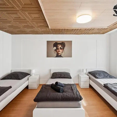 Monteur - Fuer Bis Zu 6 Personen In 63179 - Of04 *